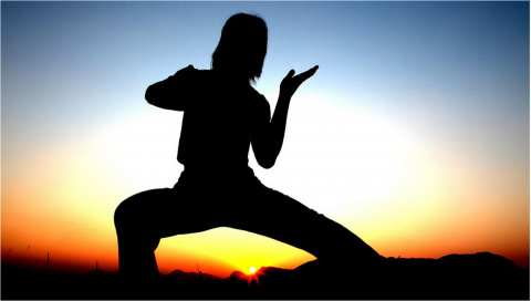 woman doing tai chi